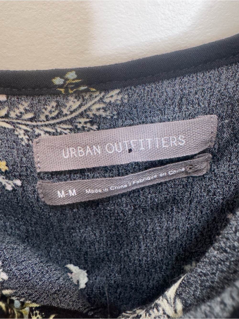 Urban Outfitters Black Floral Ruffle Crop Top - Picture 3 of 7